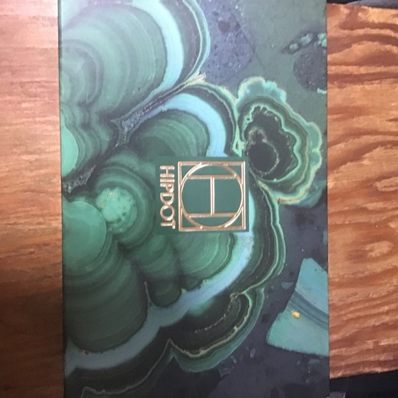 Hipdot Cenote eyeshadow pallet, bnib - Picture 2 of 7